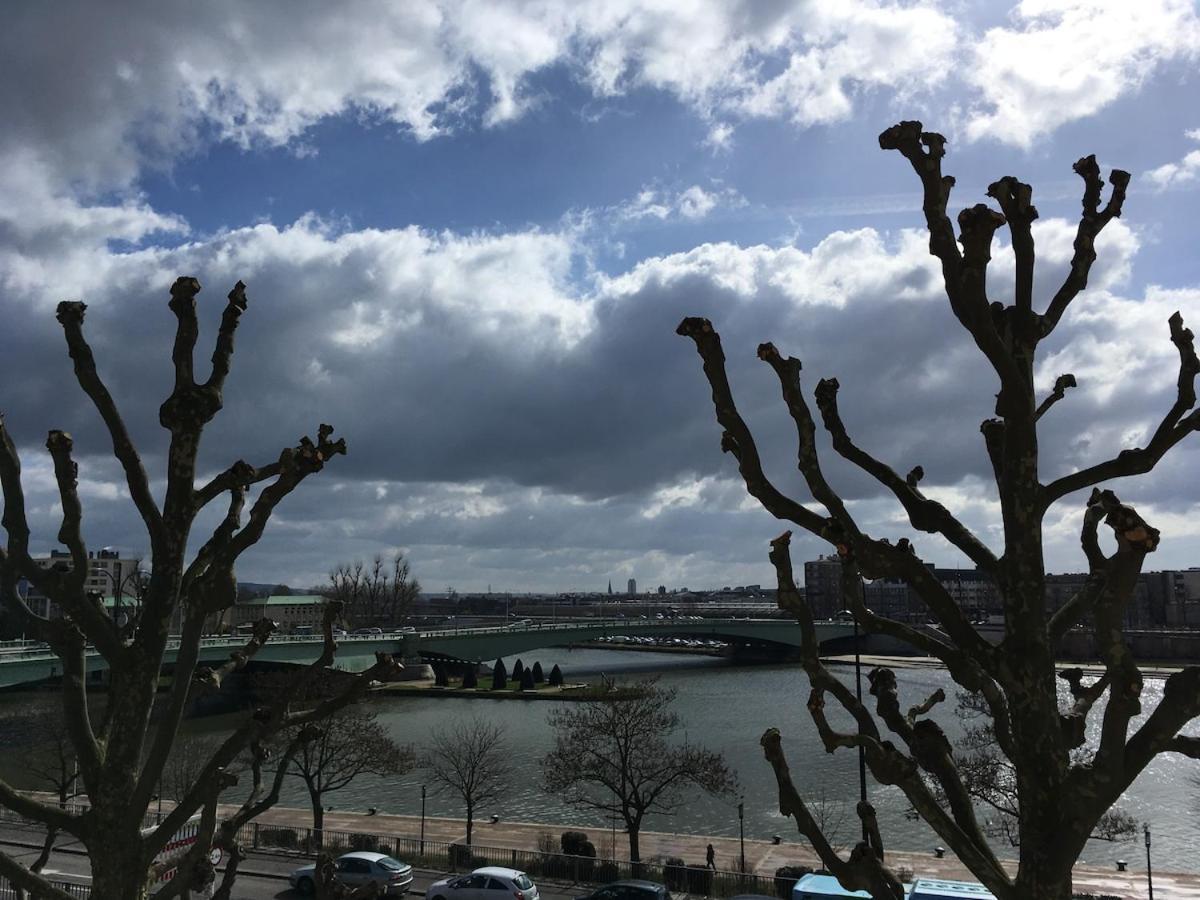 Apartamento La Cathedrale - Vue Sur Seine Ruan Exterior foto